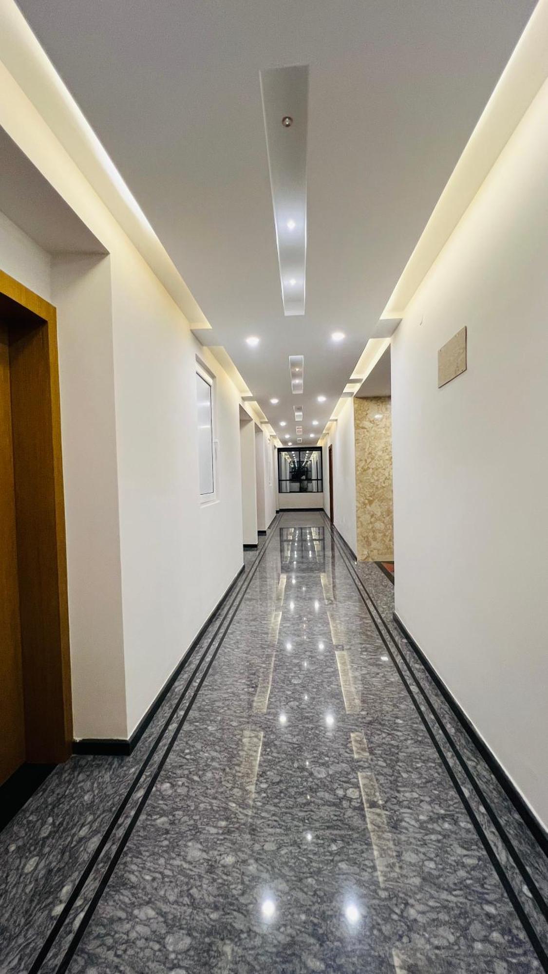 Hotel Aashraya Dod Jala Екстериор снимка