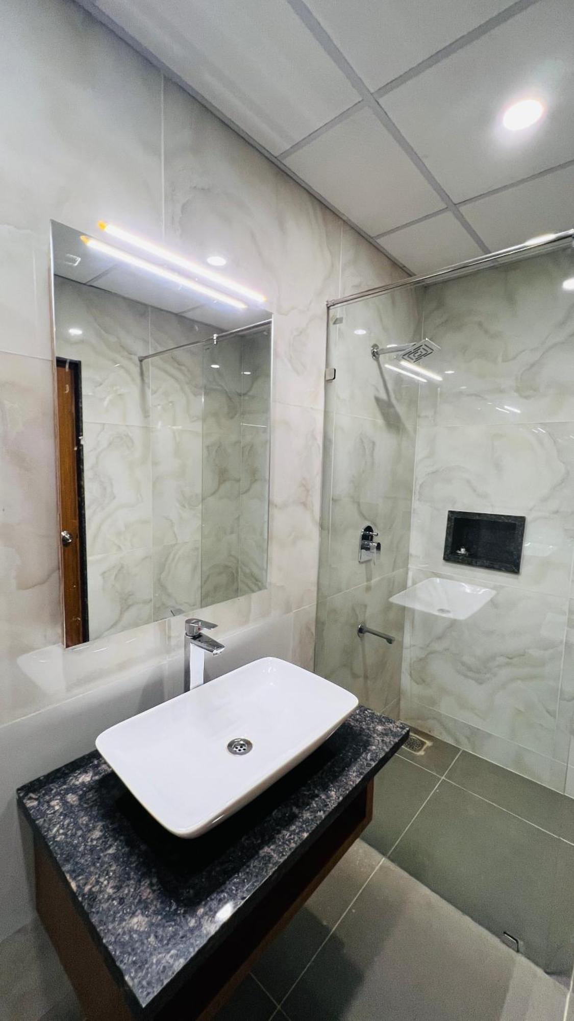 Hotel Aashraya Dod Jala Екстериор снимка
